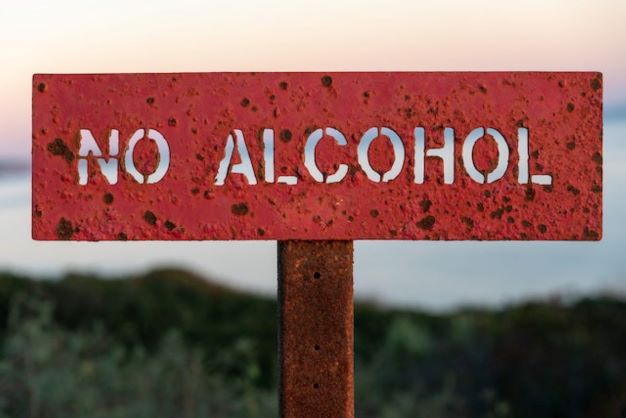 Ultimate Guide to Throwing a Sober Wedding Reception