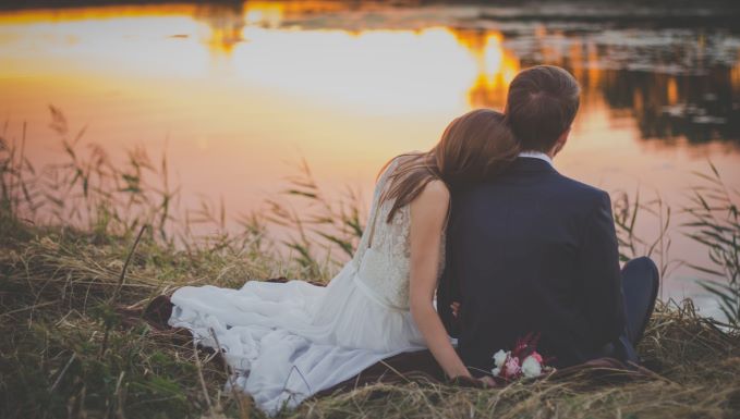 Tiny Details for Your Big Day: 4 Alternatives to a Honeymoon