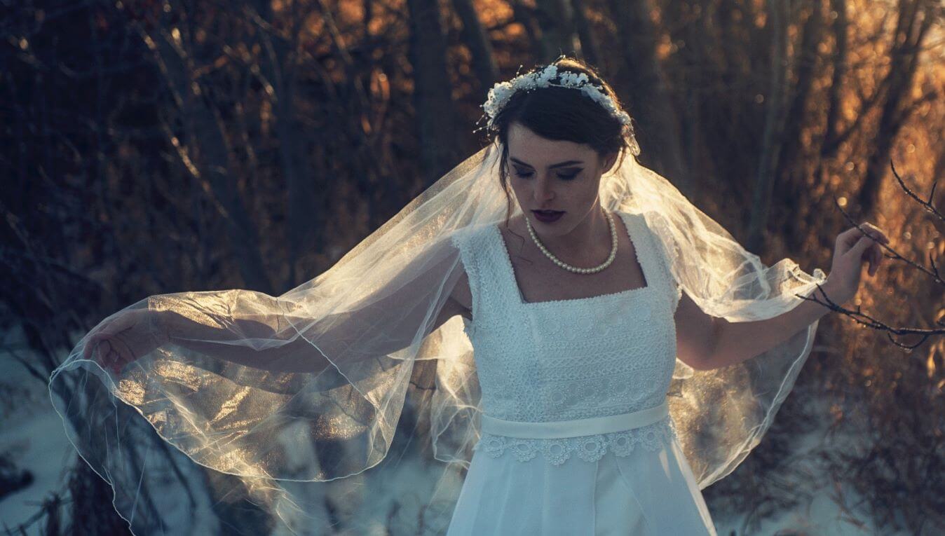 Tiny Details for Your Big Day: What to Expect With a Cold-Weather Wedding