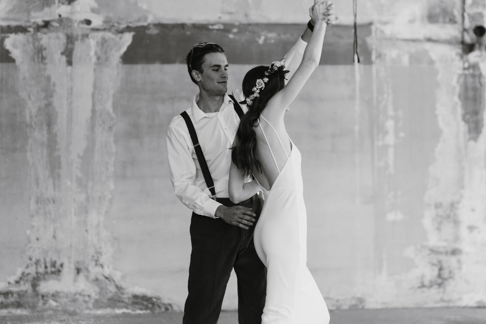 Minimalist Wedding Guide: How to Have a Low-Waste Ceremony