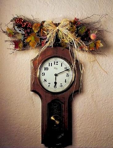 DIY How to make an Indian Summer Swag with Curly Willow or Birch Branches