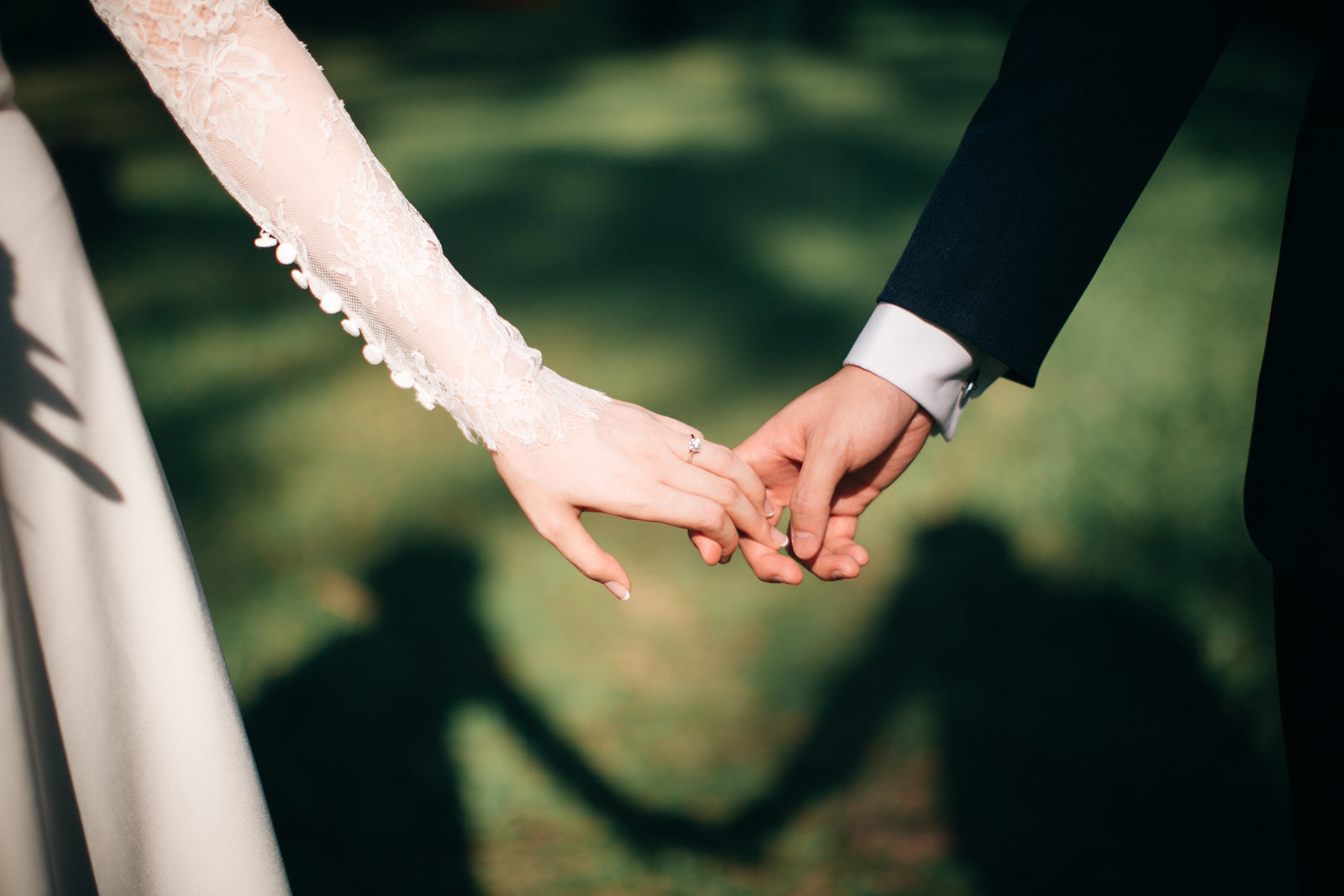 7 Things to Do the Day After the Wedding