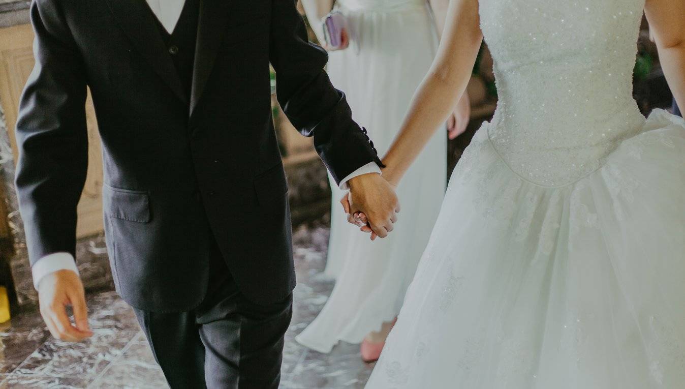 Tiny Details for Your Big Day: Tuxedo or Suit