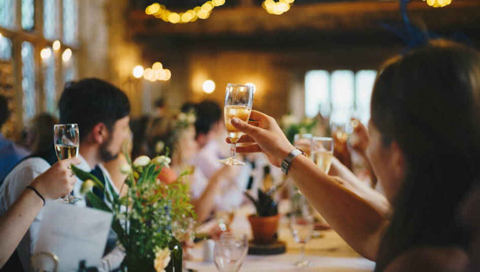 Do You Need to Have Alcohol at a Wedding? 7 Alternatives