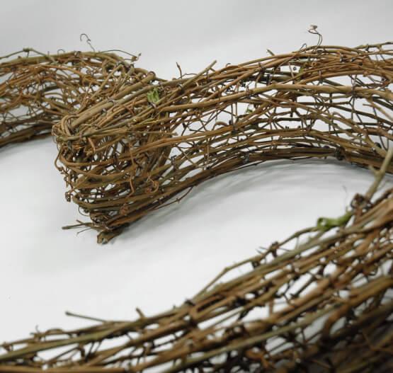 handmade large 26 grapevine heart wreath - view 3